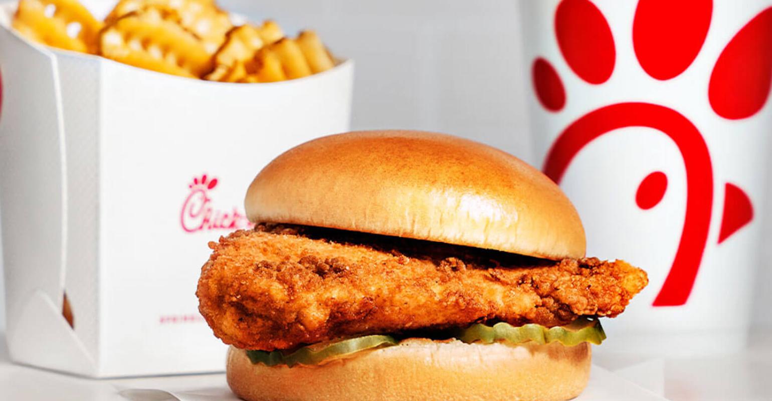 Chick-fil-A sets another AUV record, continues to gain